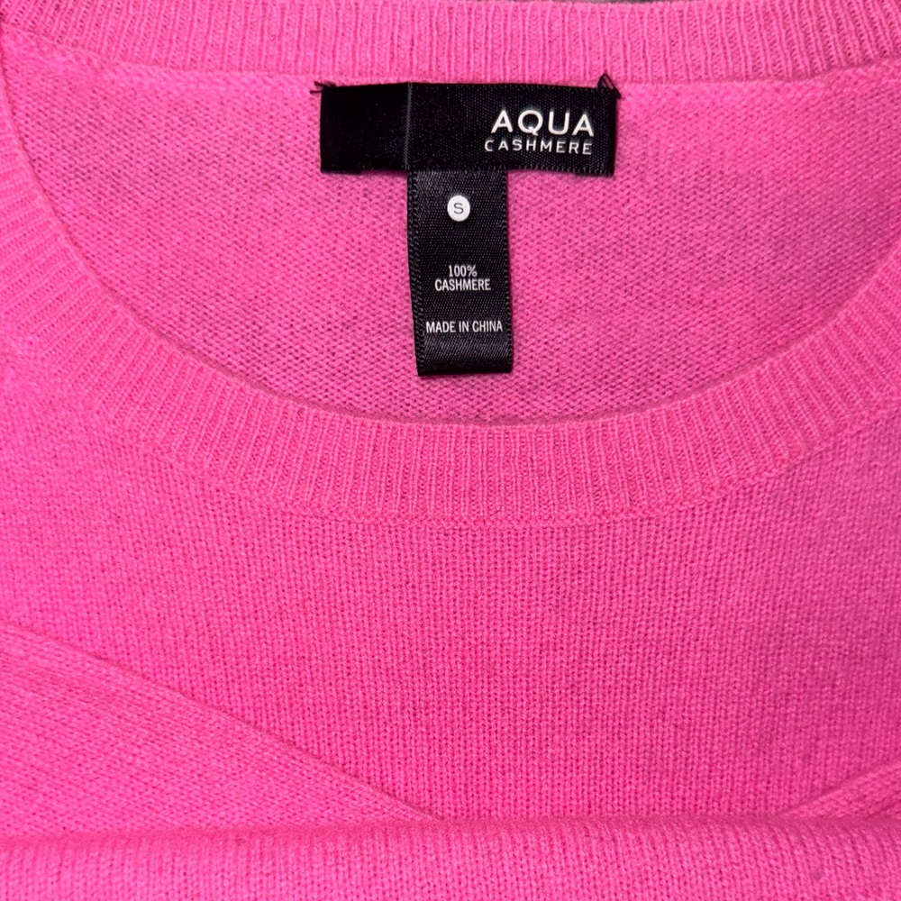 Aqua luxurious cashmere long sleeve Women's hot Pink Sweater crew neck S